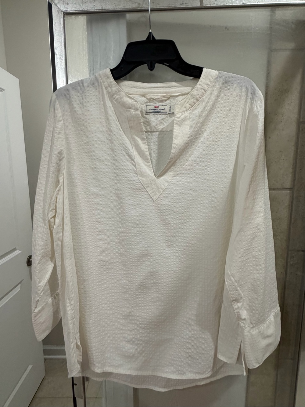 Vineyard Vines Performance Harbor Seersucker Tunic Top L White Split V-Neck